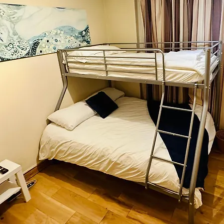London Mackenzie Suites
